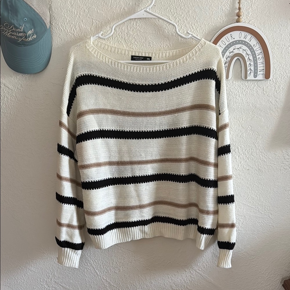 Women’s Lightweight Sweater